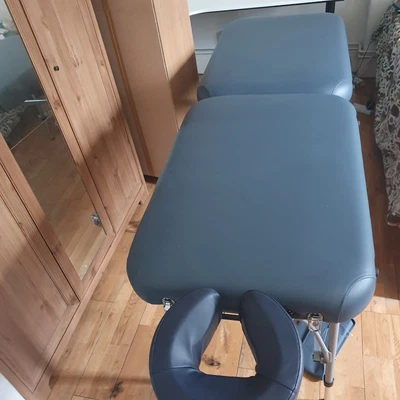 £150 • Buy Portable Folding Beauty Massage Bed Couch Table