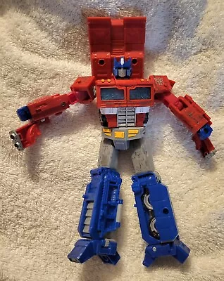 Transformers Optimus Prime WFC S11 Siege War Cybertron Voyager Figure 2018 • $25