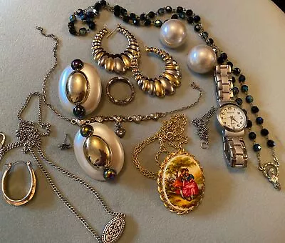 Vintage Bulk Lot Of Broken Jewellery For Repair Craft Rework Mix Lot 8 064 • $22