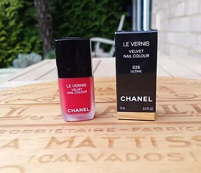 Chanel Le Vernis Velvet # 636 Ultime Longwear Deep  Red Matte Nail Polish  • £19.95
