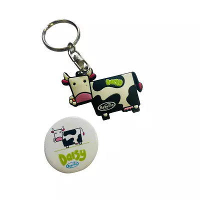 Daisy Cow Keyring And Badge (Pack Of 50) • £9.99