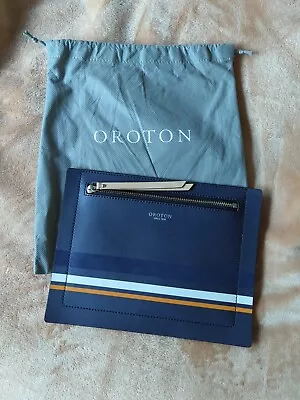 Oroton Envelop Clutch • $50