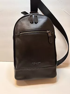 COACH Graham Sling  Bag F37598 Shoulder Bag Backpack  Black Calfskin Leather EUC • $199