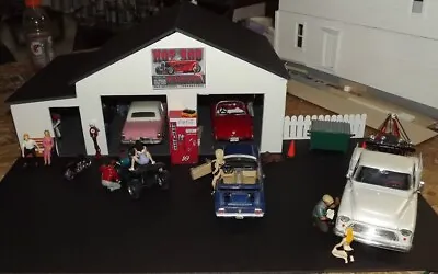 1:24 & 1:25 Scale Diorama 2 Bay Garage / Work Shop  Pre-Assembled • $51