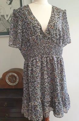 $12 • Buy SPORTSGIRL Size 16 Pretty Floral Black Dress - Cocktail, Party, Wedding, Frock
