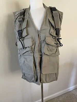 Vestrap By Nikon Photography Camera Outdoor Vest Full Zip Khaki Fishing M NWOT • $70