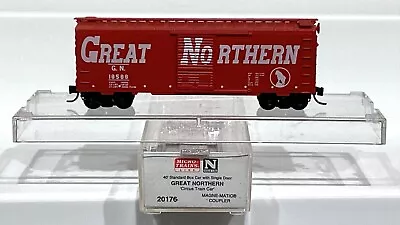 Micro Trains N Scale NIB Great Northern Railroad 40’ Box Car With Single Doors • $12.95