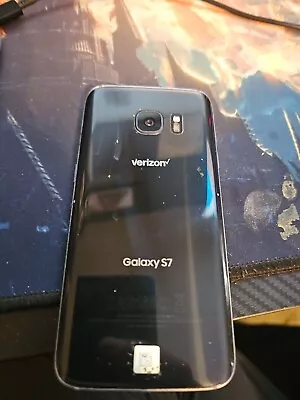 Samsung Galaxy S7 - 32GB - Black (Verizon Unlocked) • $35