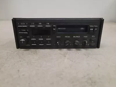 OEM 1988-1989 FORD CROWN VICTORIA MUSTANG AM/FM Cassette Radio DASH PLAYER • $139.99