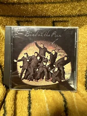 PAUL McCARTNEY & WINGS - BAND ON THE RUN JAPAN BLACK LABLEL CD Good Condition • $15
