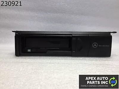 OEM 98-08 Mercedes W220 S430 C320 CD Changer 6 Disk Player MC3010 2038209089 • $99.97