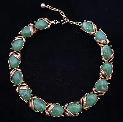 £95 • Buy Vintage Signed Trifari Green Marbled Necklace