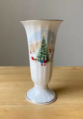 Vintage Mikasa MERRY CHRISTMAS 6  Bone China Vase - Japan - EUC • $20