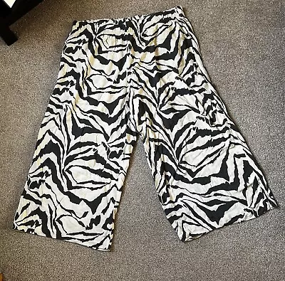 H&M Greige Animal Print Pull On Elasticated Wide Leg Trousers - Size XL 18-24 • £14.99