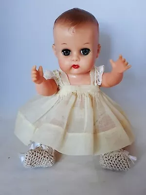 1957 Squeaker Molded Lash Sleep Eyes Vinyl Vogue Ginnette-Yellow Organdy Outfit • $79