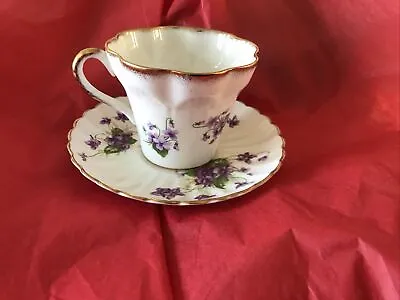 Stratford Purple Violets English Bone China Scalloped Teacup & Saucer   VINTAGE • $14