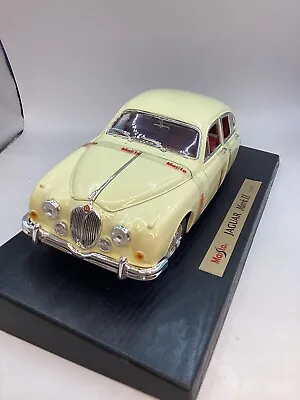 1:18 Jaguar Mark 11 1959. 31833 Maisto Special Edition. • £30