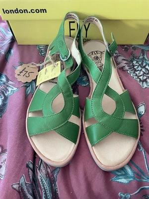 £45 • Buy Fly London