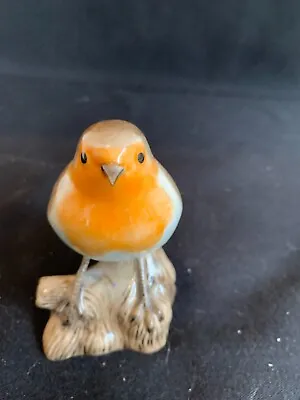 Quail Ceramics    A Robin • £15