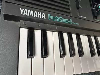 Yamaha VSS-100 Vintage Sampling Synthesiser Keyboard (in Working Order) • $150