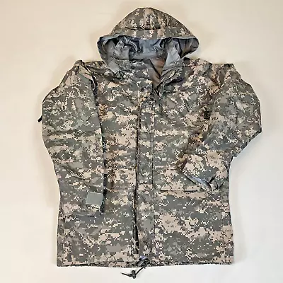 U.S. Military Universal Camouflage Parka Cold Weather Hooded Jacket Small Short • $49.99