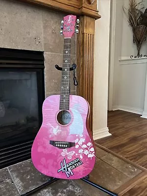 Disney By Washburn Hannah Montana Acoustic Guitar Pink HMDPA34 3/4 Scale *EX • $99.99