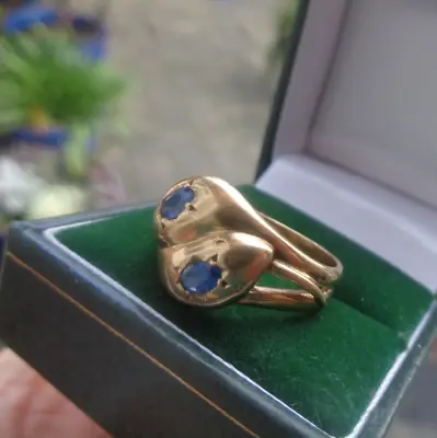 Vintage RETRO Large 9ct Yellow Gold & Sapphire SNAKE Ring   Size S • £389