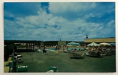 1970s Virginia Beach VA The Mariner Beach Hotel Resort Poolside Postcard Vintage • $8.50