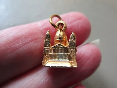Vintage Gold Tone London Souvenir Charm Saint Pauls Cathedral Pendant Necklace • £14.99