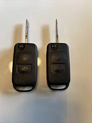 Lot Of Two Oem Mercedes Sprinter Key Fob Two Buttons Kr55 • $94.50