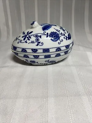 Vienna Woods Fine China Mann Seymour Egg Shape With Lid No Cracks • $35