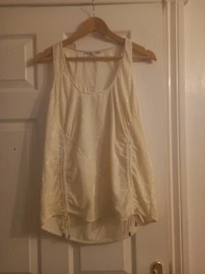 £2 • Buy Nwot Next 12p Cream Crushed Velvet  Vest Top With Gathe4 Front Tie