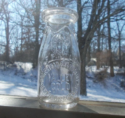 $29 • Buy Harrisonburg,va Homestead Farms Dairy Valley Gold Emb 1/2 Pint Milk Bottle