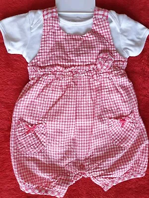 Baby Girls Dungarees And Vest Size 0-3 • £2.99