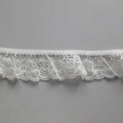 Ivory Gathered Lace Scallop Edge Trim Floral Design - Lingerie Fabric 45mm Wide • £1.99