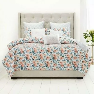 NIP Nicole Miller New York 9-Piece Flowerfield Queen Quilt Set • $130