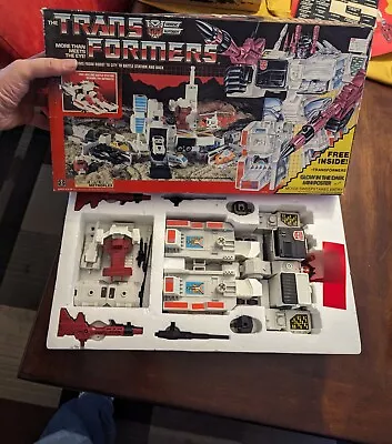 Mint Metroplex W/ BOX 99% Complete 1985 Vintage Hasbro G1 Transformers • $320