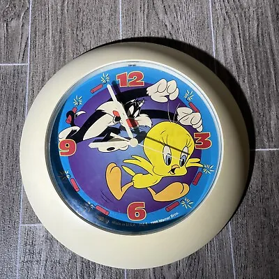 $17.80 • Buy Vintage 1995 Warner Bros. Sylvester And Tweety Looney Tunes Westclox Wall Clock