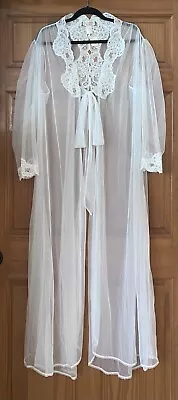 Victoria's Secret Vintage Sheer Bridal Robe Lingerie Lace White Size Large NWD • $39.99