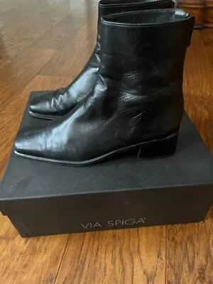 Via Spiga Derwin Black Soft Shine Ankle Boots 7.5M • $50