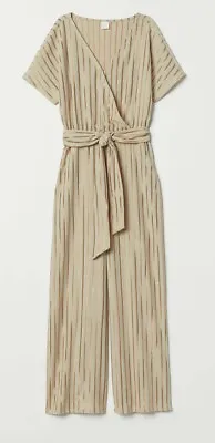 H&M NWT NEW Creped JUMPSUIT BEIGE/GOLD-COLORED STRIPES SZ SMALL TREND *SOLD-OUT* • $26.85