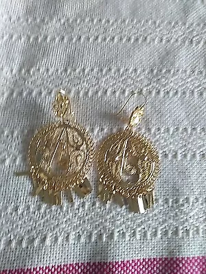 Beautiful Round  18 K Gold Plated  Mexican  Filigree Chandelier Earrings 2.5  • $31