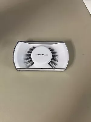 MAC Cosmetics 82 SEDUCTRESS LASH (NEW) • $19.99