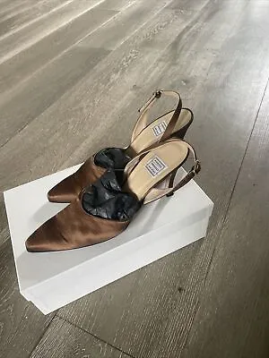 £15 • Buy Amanda Wakeley Satin Bronze Shoes Size 39 Used