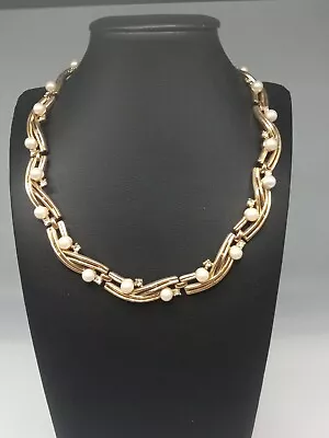 Trifari Vintage Gold Tone Double Bars Clear Crystals Simulated Pearls Necklace • $49.99