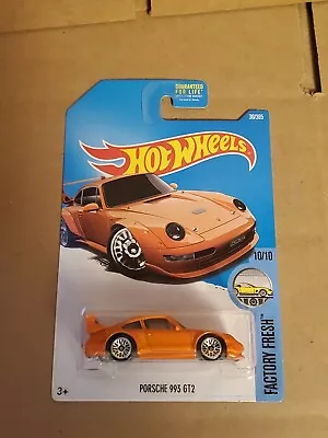 Hot Wheels 2017 30/365 Factory Fresh 10/10 Porsche 993 GT2 - Orange • $5.99