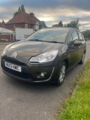 £2300 • Buy CITROEN C3 1.6 VTR+ £0 Road Tax 2013