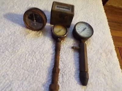 Vintage Lot Of 4 Gauges Stewert Warner & Others • $49.95