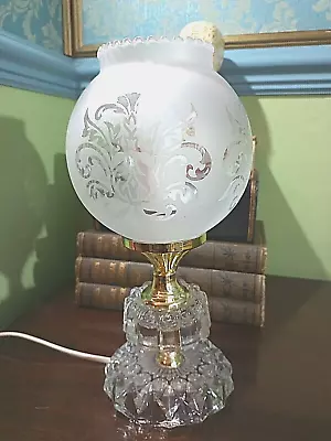 £19.99 • Buy VINTAGE GLASS TABLE LAMP BASE With ETCHED GLASS GLOBE SHADE ~ GOOD WORKING ORDER