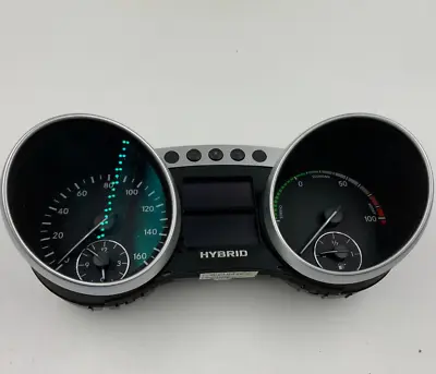 2010-2011 Mercedes-Benz ML450 Speedometer Instrument Cluster 76000 Miles B18004 • $97.99